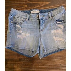 Torrid Denim Shorts Women’s Distressed Light Wash Mid Rise Stretch Size 12